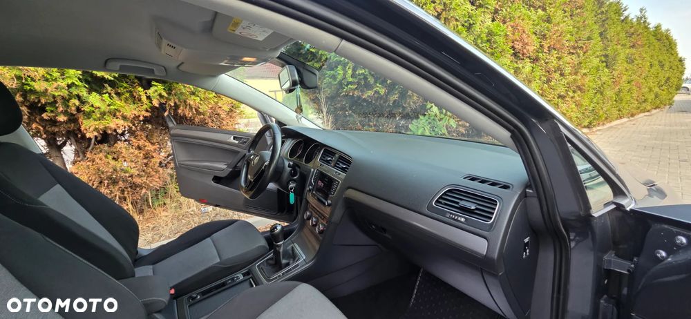 Volkswagen Golf 1.6 TDI BMT Highline - 34