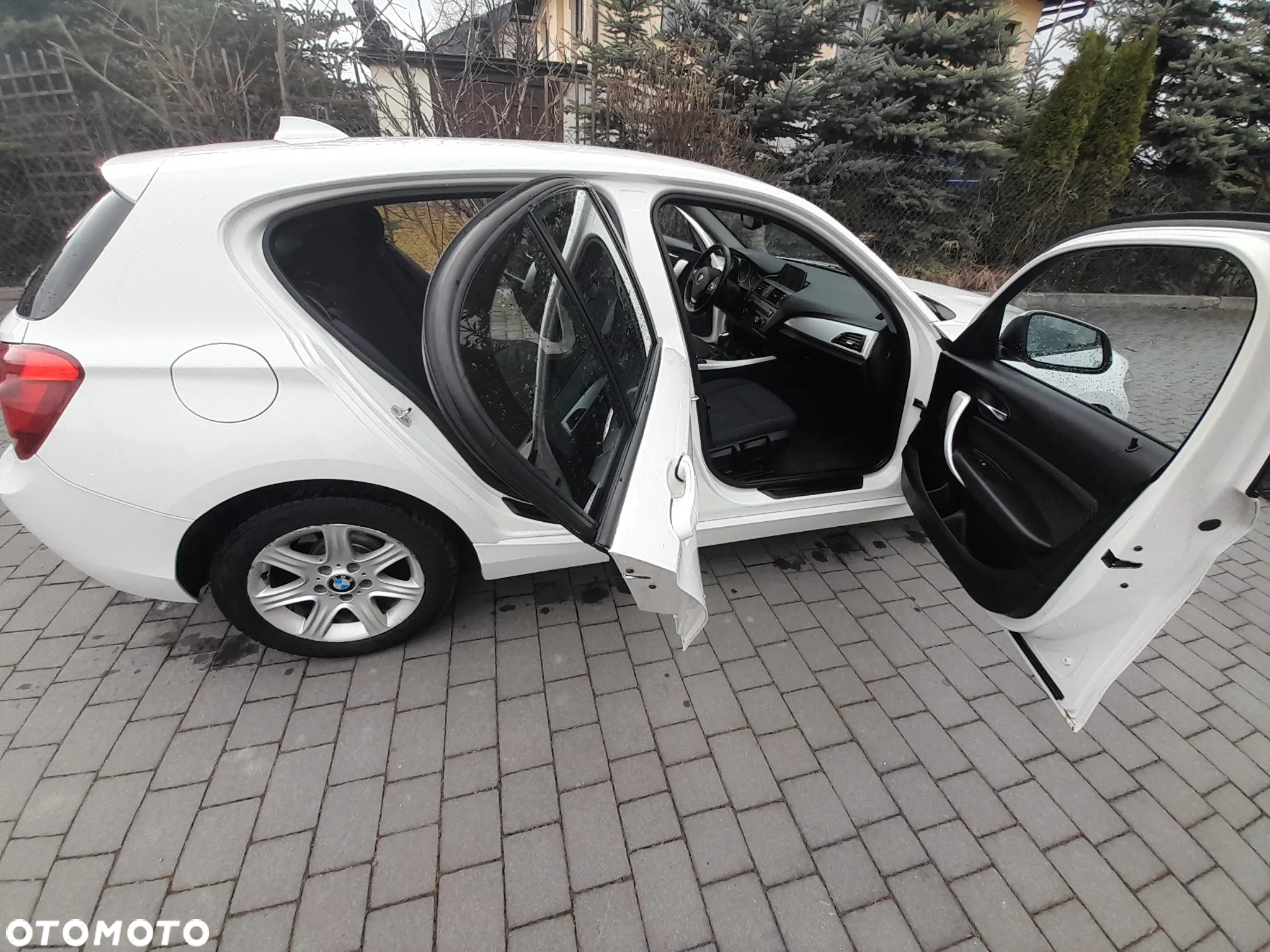 BMW Seria 1 116d - 8