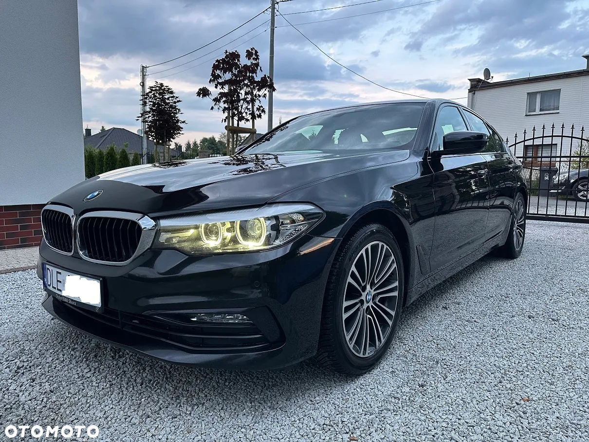 BMW Seria 5 520d Sport Line - 3