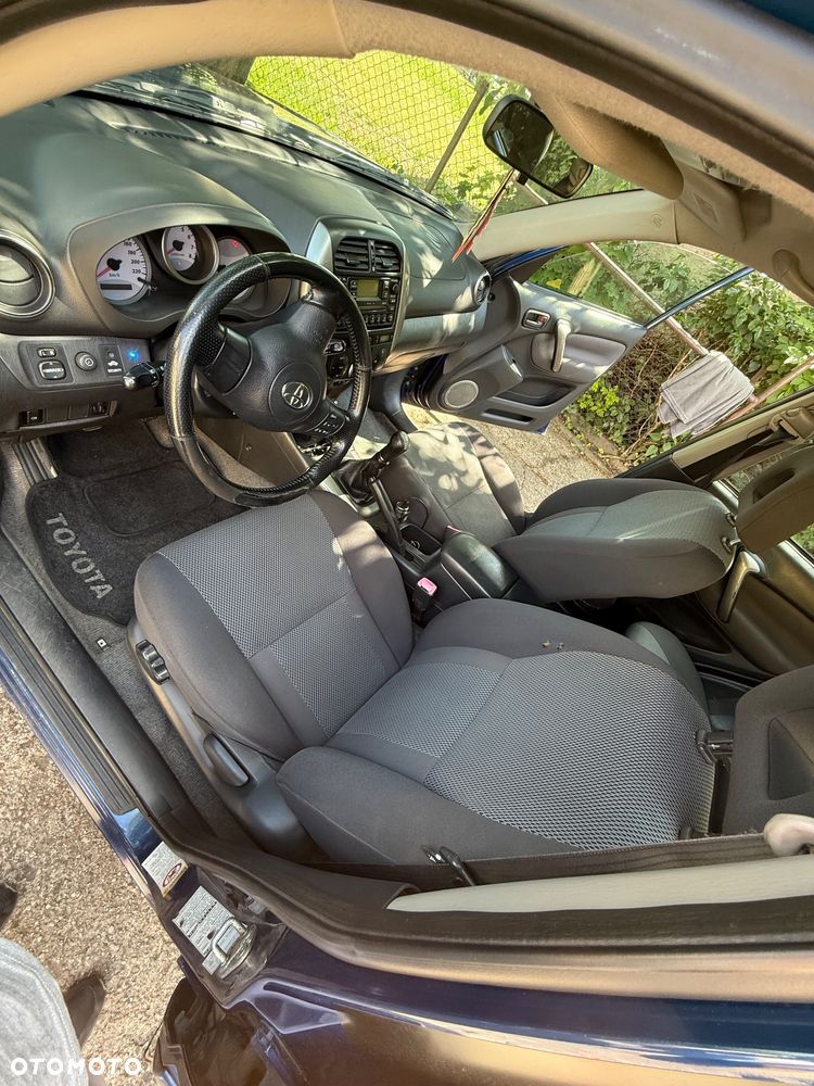 Toyota RAV4 4x4 - 11