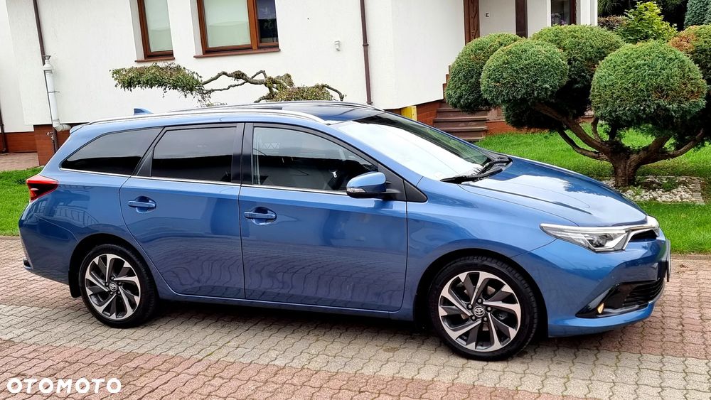 Toyota Auris 1.6 Premium MS - 15