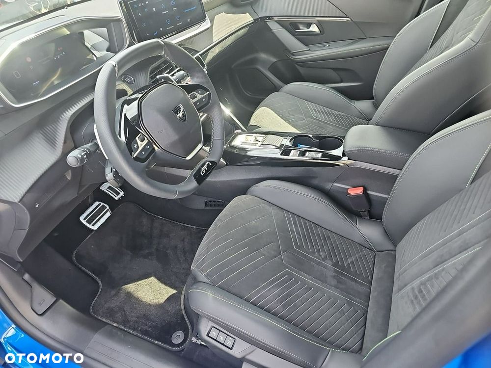 Peugeot 208 - 16