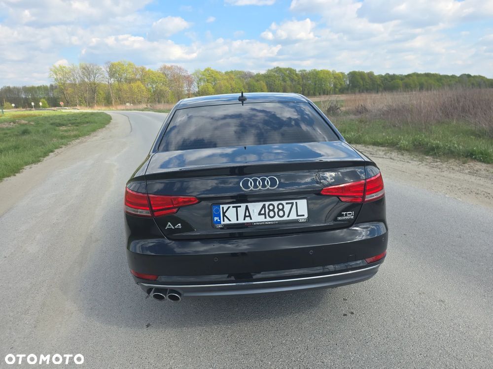 Audi A4 Limousine 2.0 TDI S tronic quattro design - 21