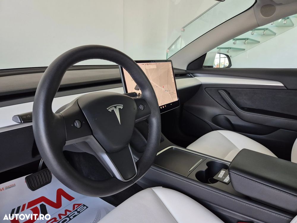 Tesla Model 3 Standard Reichweite Plus Hinterradantrieb - 9