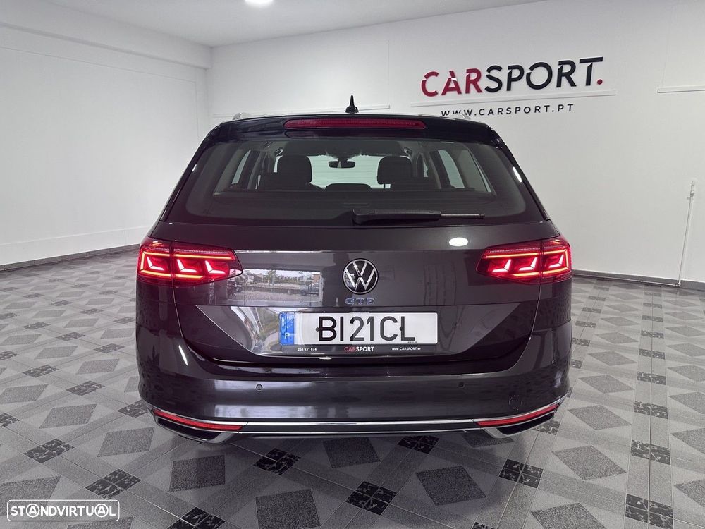 VW Passat Variant - 6