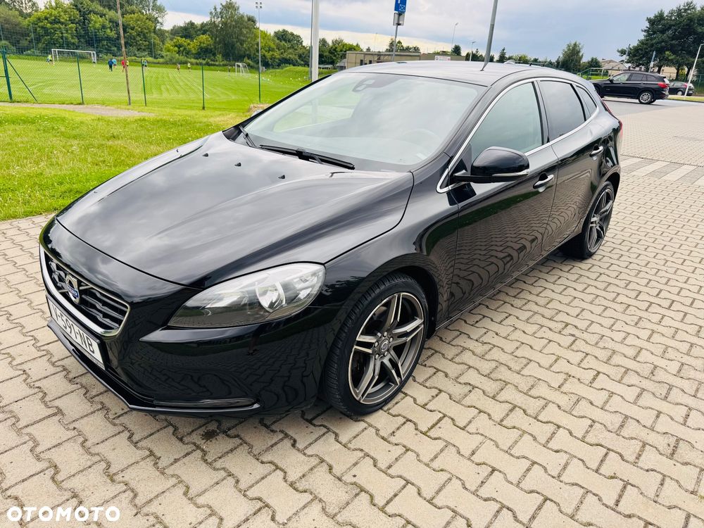 Volvo V40 D4 Momentum - 20