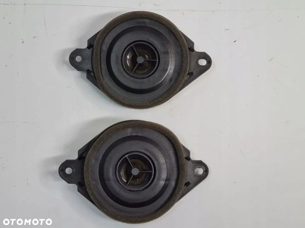 GŁOŚNIK DESKI KONSOLI MADA 6 III GJ KOMBI CX-5 - 2