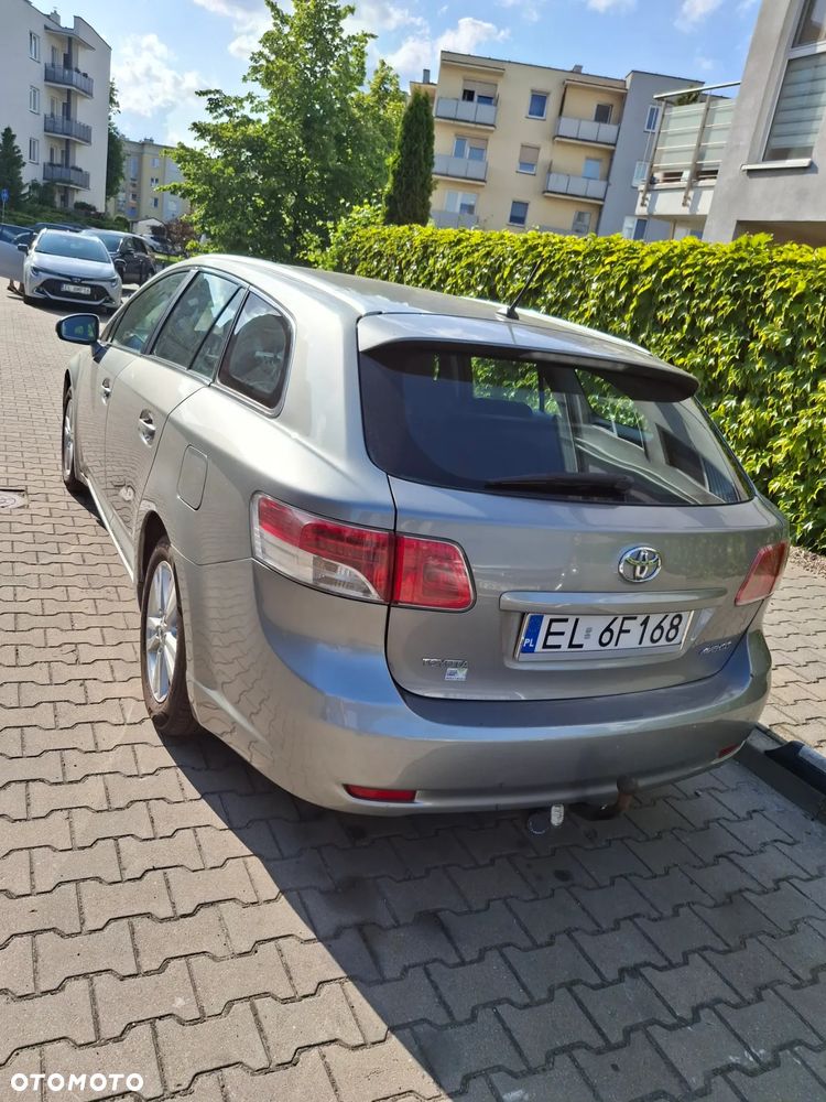 Toyota Avensis 1.8 Sol - 4