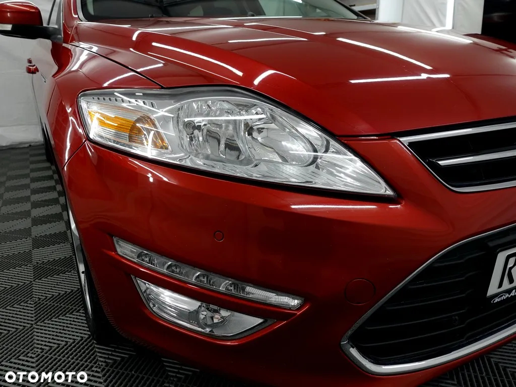 Ford Mondeo - 32