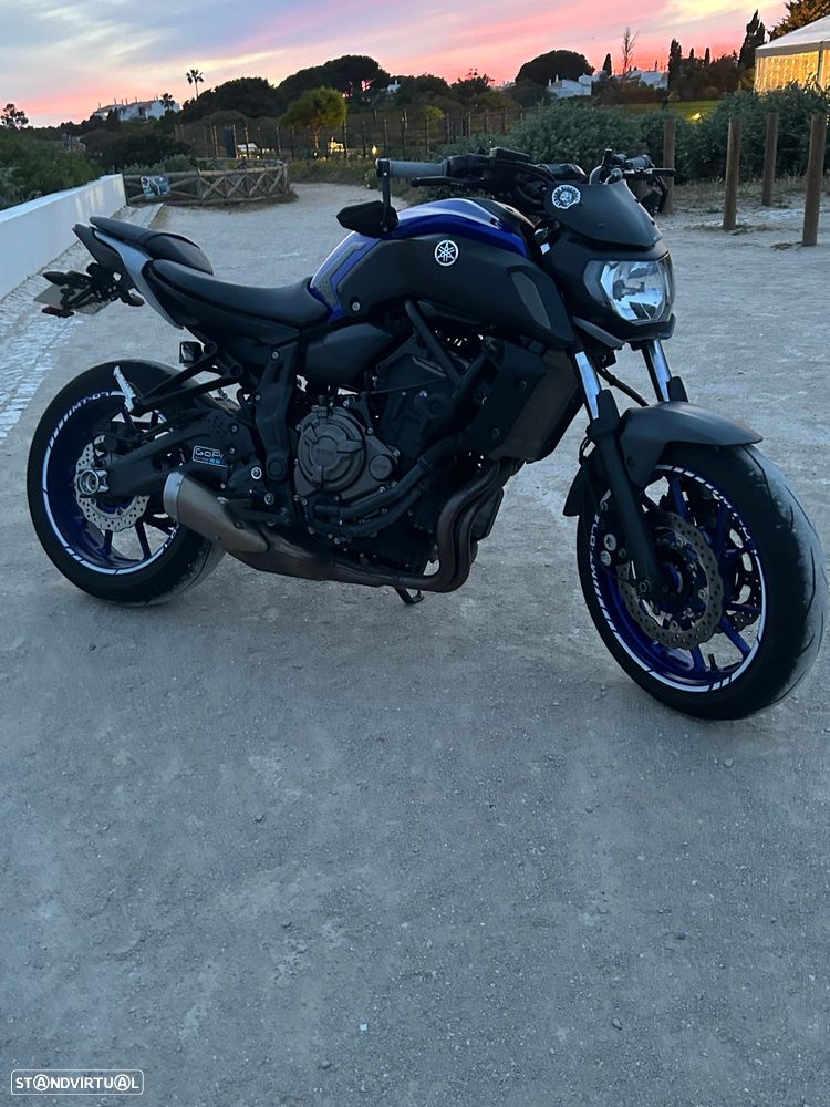 Yamaha MT-07 - 1