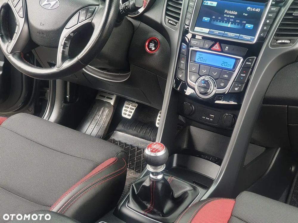 Hyundai i30 1.6 T GDI Turbo - 29