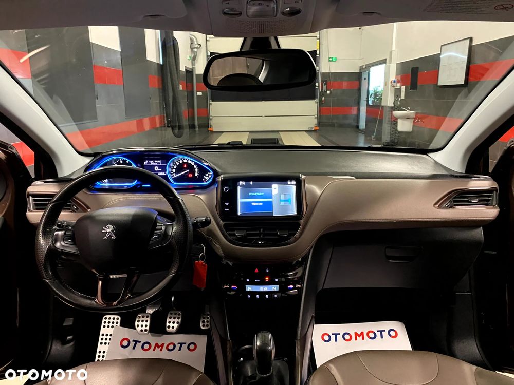 Peugeot 2008 120 VTI Allure - 16
