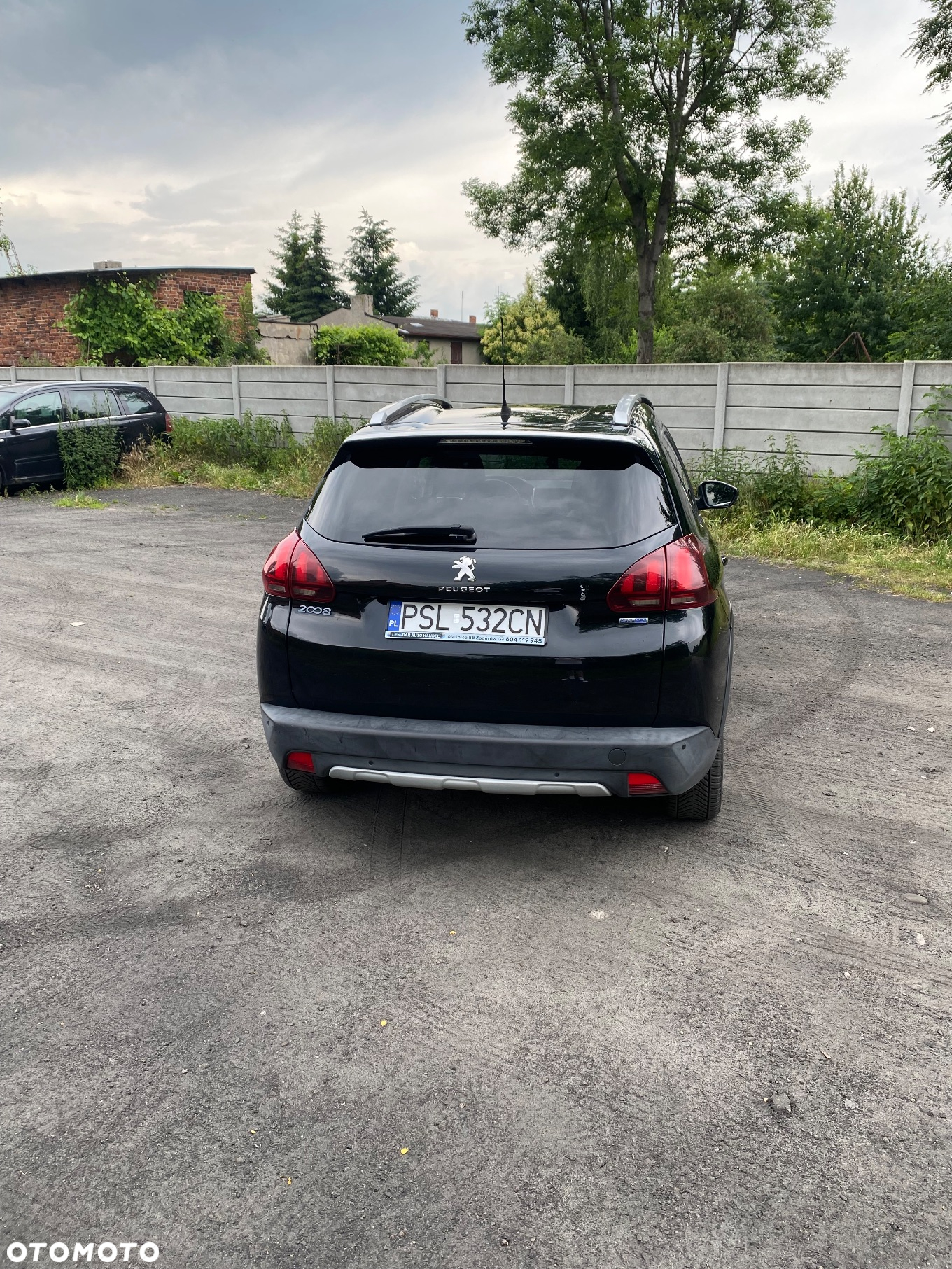 Peugeot 2008 1.6 BlueHDi Allure - 4