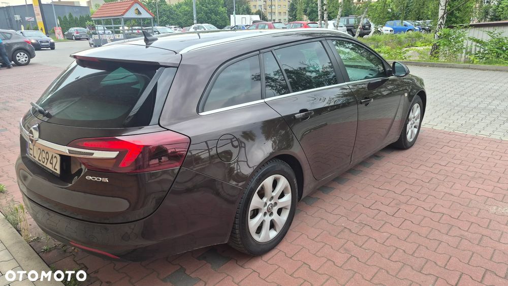 Opel Insignia - 17