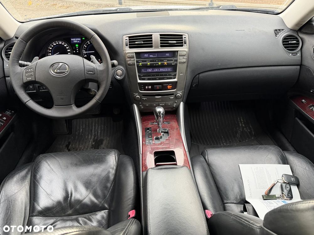 Lexus IS 250 Prestige - 13