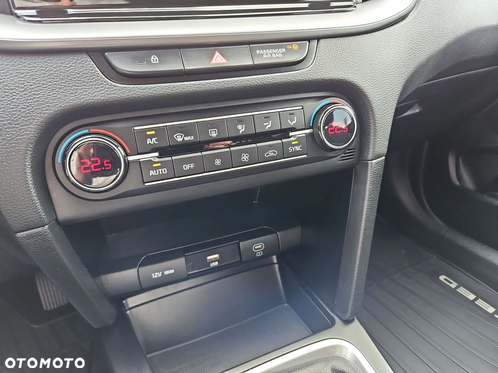 Kia Ceed 1.5 T-GDI M - 23