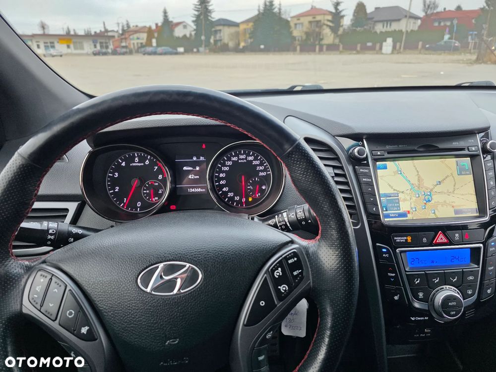 Hyundai i30 1.6 T GDI Turbo - 33