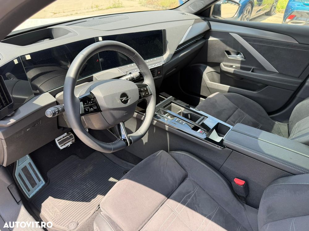 Opel Astra Ultimate - 4