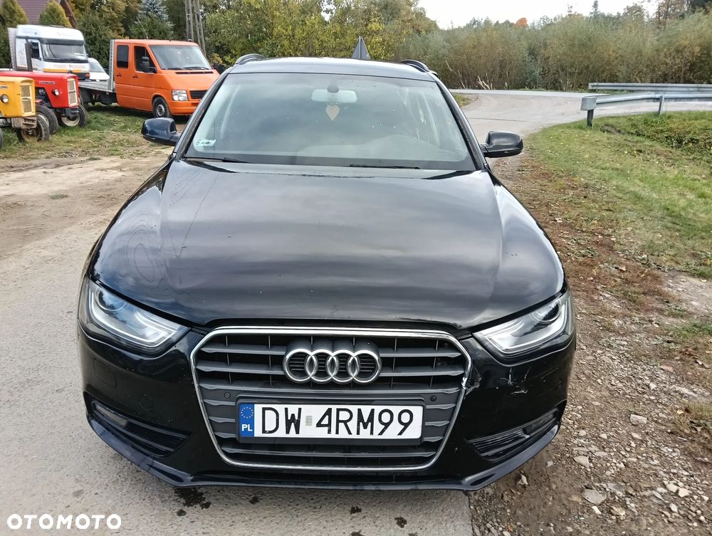 Audi A4 Avant 2013 photo 2