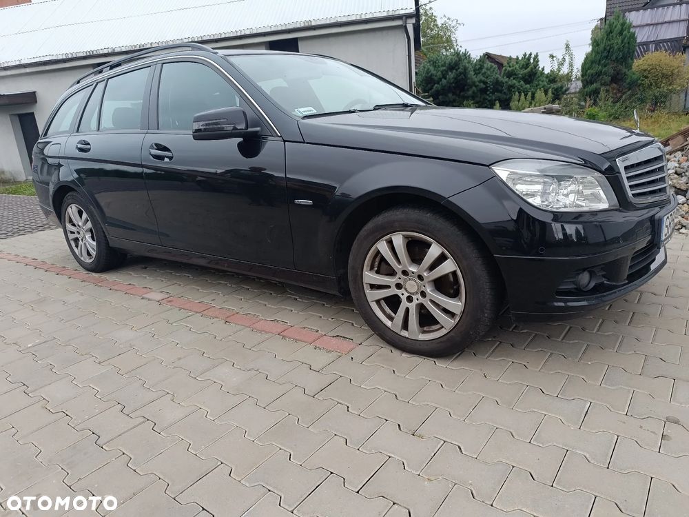 Mercedes-Benz Klasa C 220 CDI DPF BlueEFFICIENCY - 3