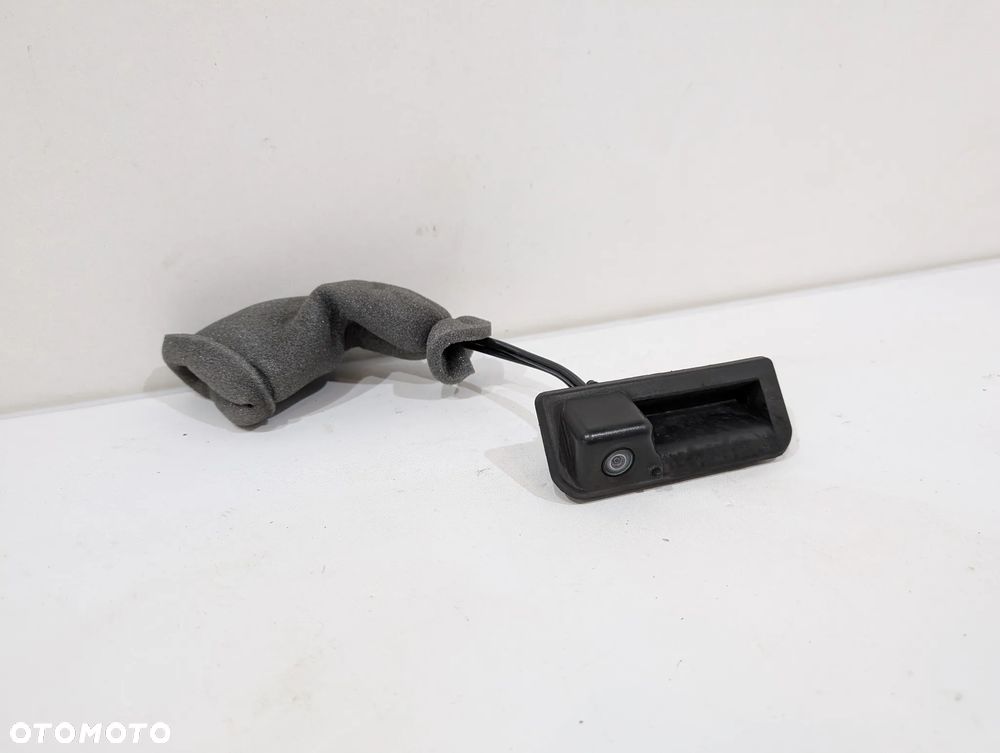 SKODA SUPERB III KAMERA COFANIA 566827566B - 2