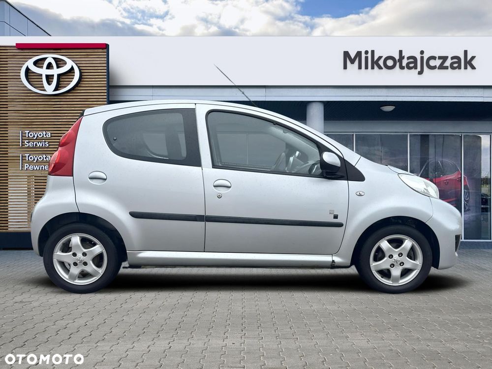 Peugeot 107 1.0 Trendy - 11