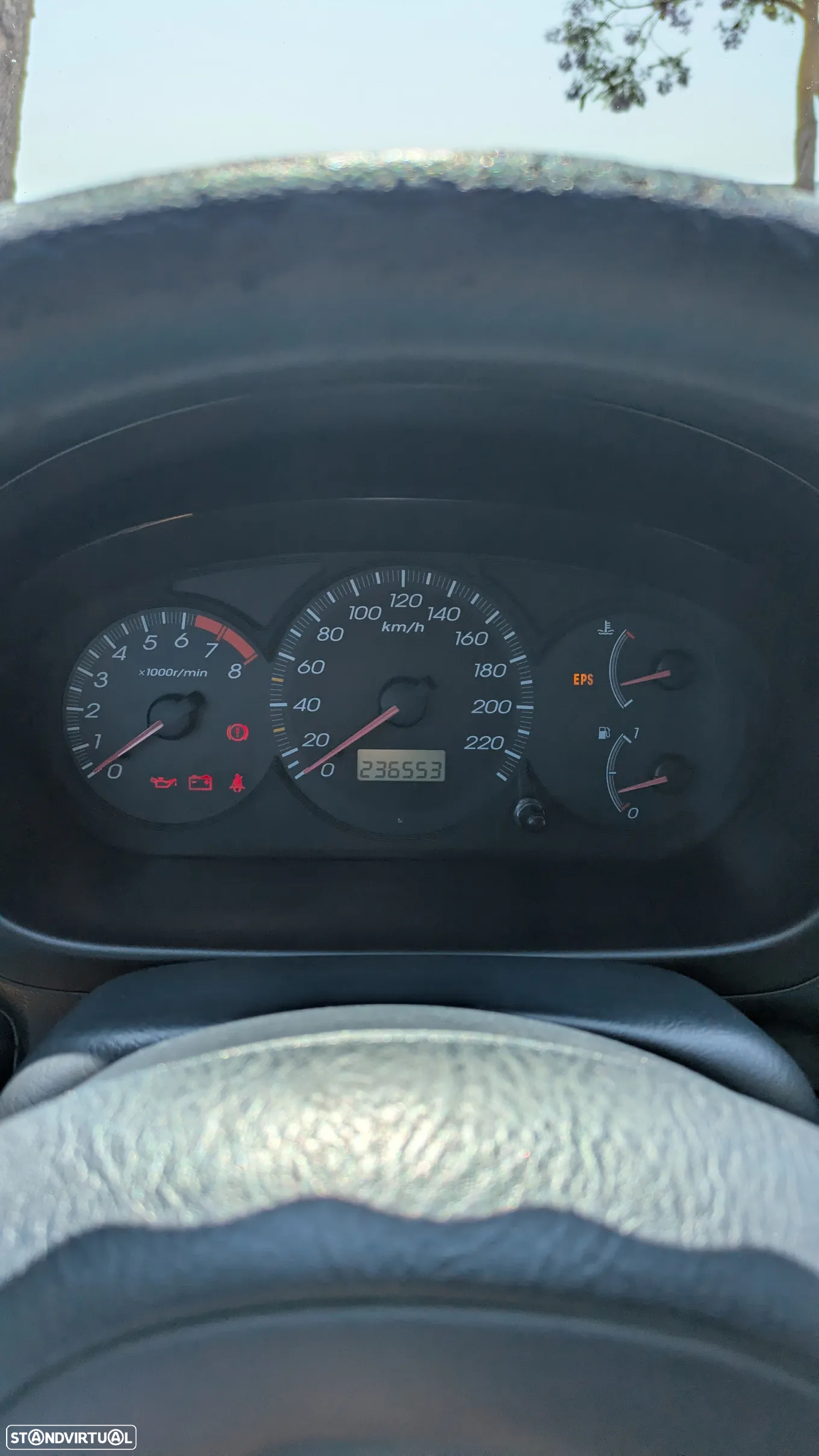 Honda Civic 1.6 ES - 10