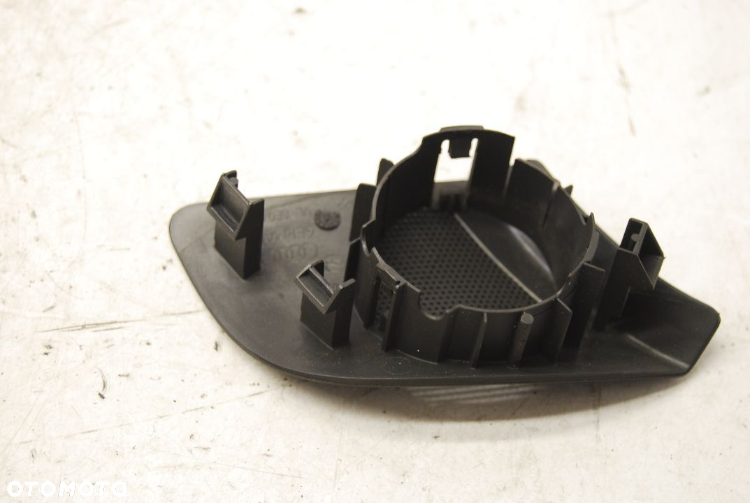KRATKA GŁOŚNIKA PRAWA LEWA 8E0035424 8E0035423 AUDI A4 B7 B6 - 6
