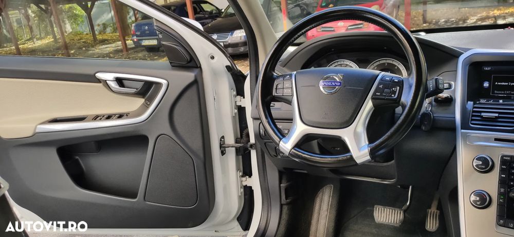 Volvo XC 60 D4 AWD Summum - 15