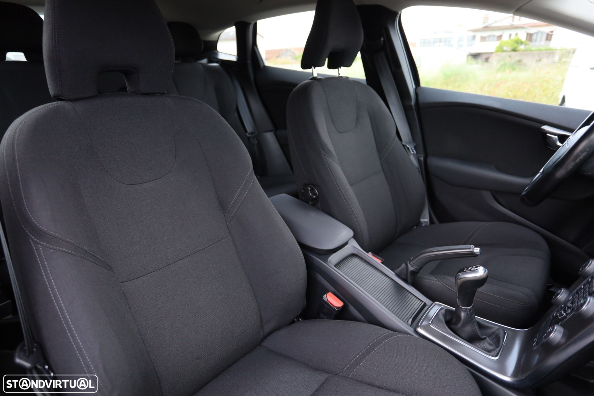 Volvo V40 D2 You - 14