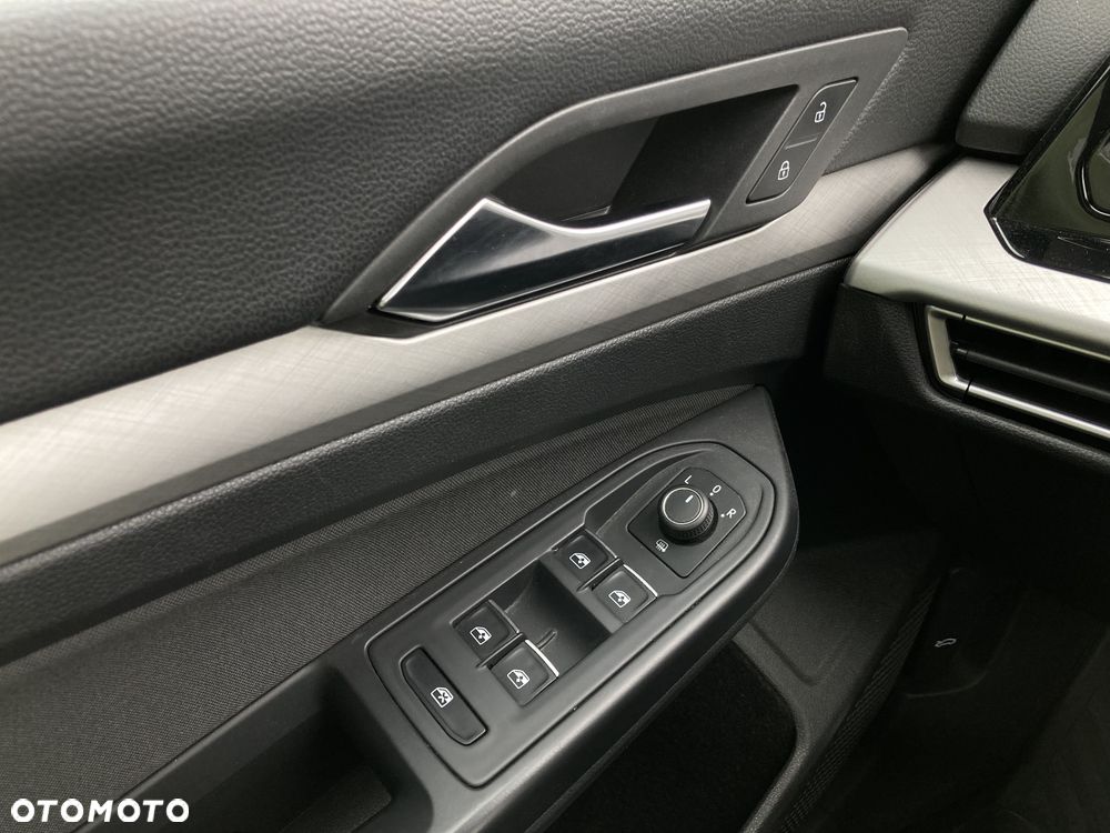Volkswagen Golf 1.5 TSI BMT Comfortline - 11