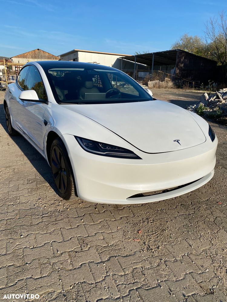 Tesla Model 3 RWD - 3