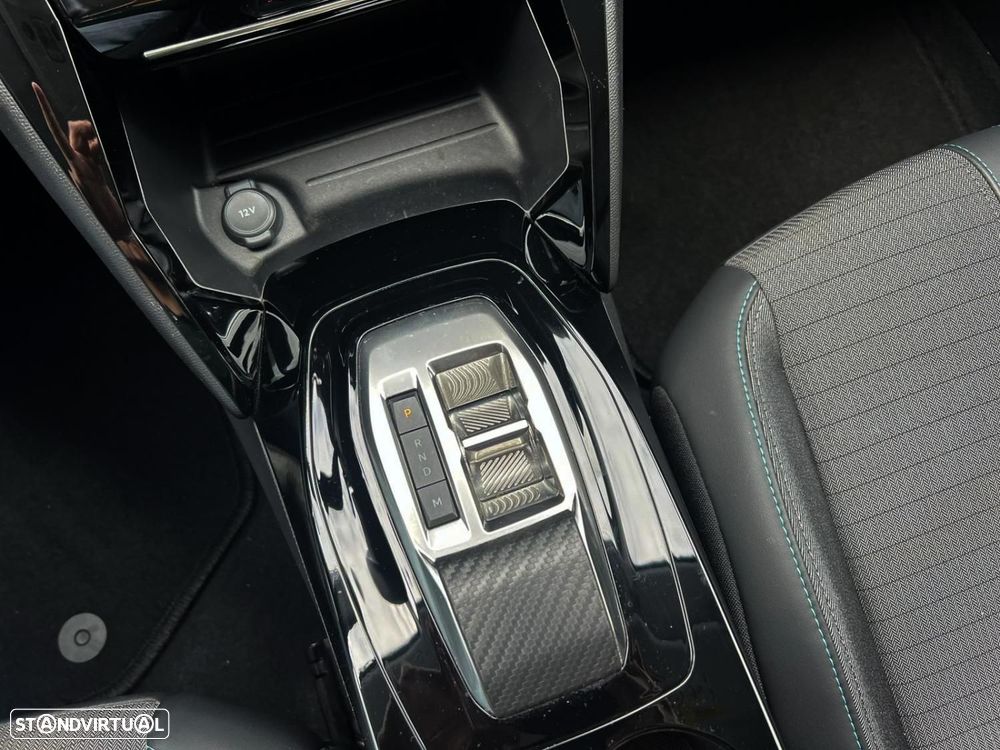 Peugeot 208 1.2 PureTech Allure EAT8 - 15