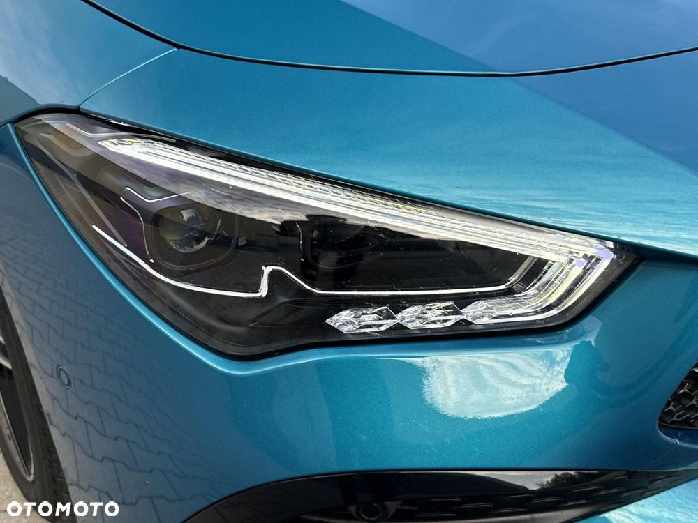 Mercedes-Benz CLA 200 AMG Line 7G-DCT - 12