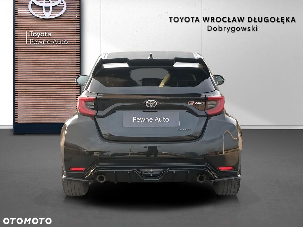 Toyota Yaris - 6