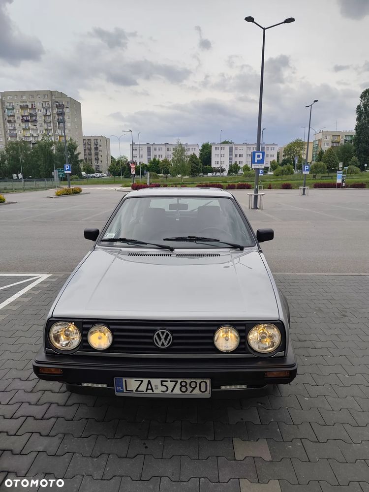 Volkswagen Golf 1.3 - 3