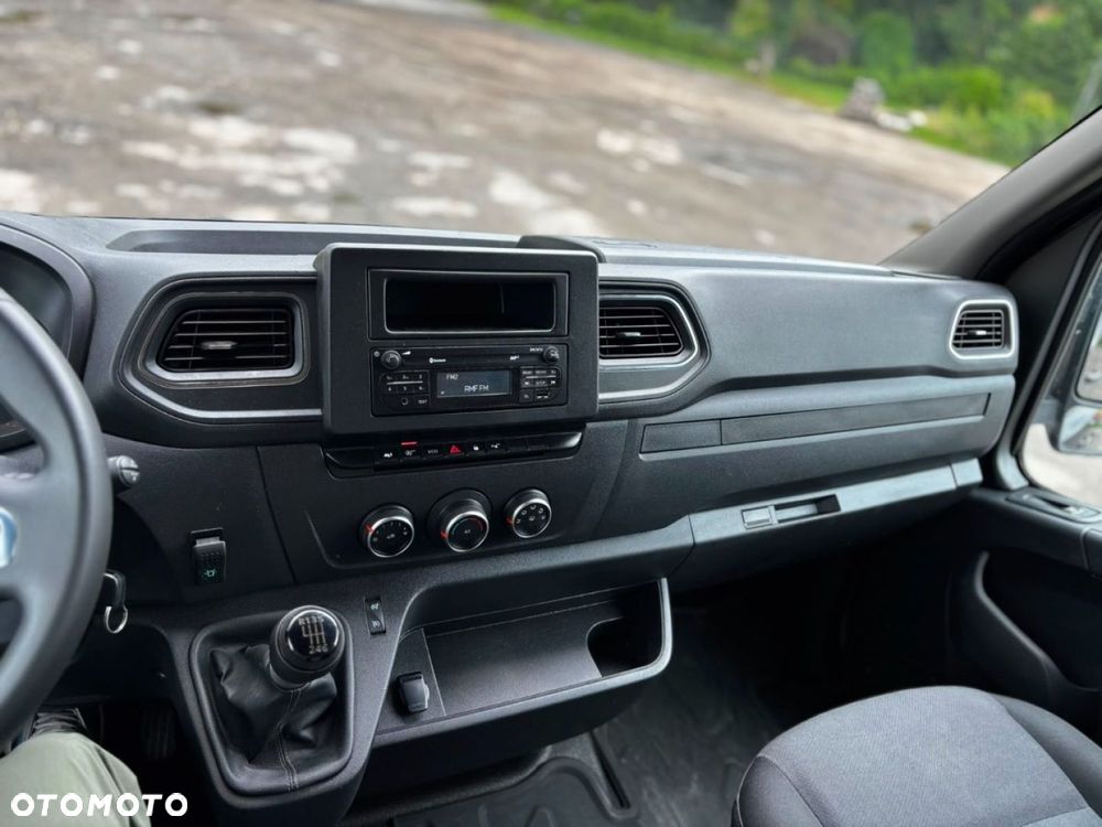 Renault Master Furgon Blaszak L3H3 - 25