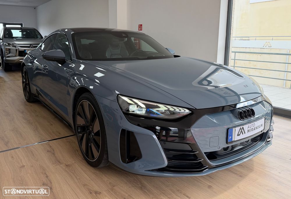 Audi e-tron GT quattro - 8