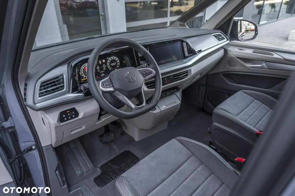 Volkswagen Multivan - 13