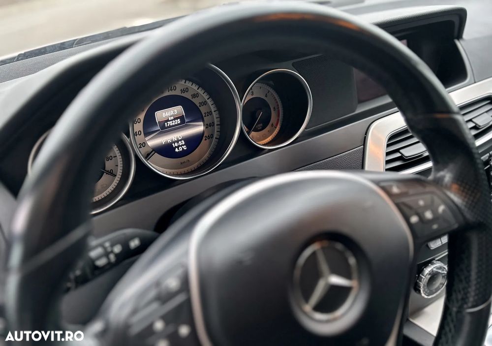 Mercedes-Benz C 250 T CDI DPF (BlueEFFICIENCY) 7G-TRONIC Avantgarde - 12