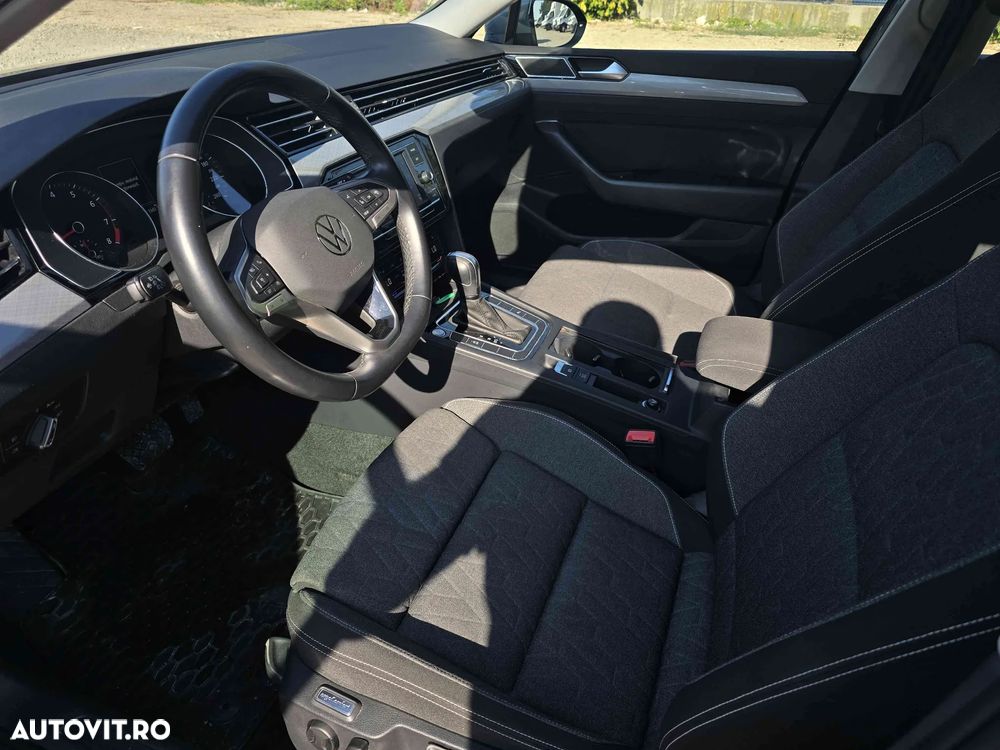 Volkswagen Passat - 9