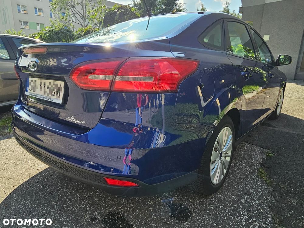 Ford Focus 1.6 SYNC Edition - 4