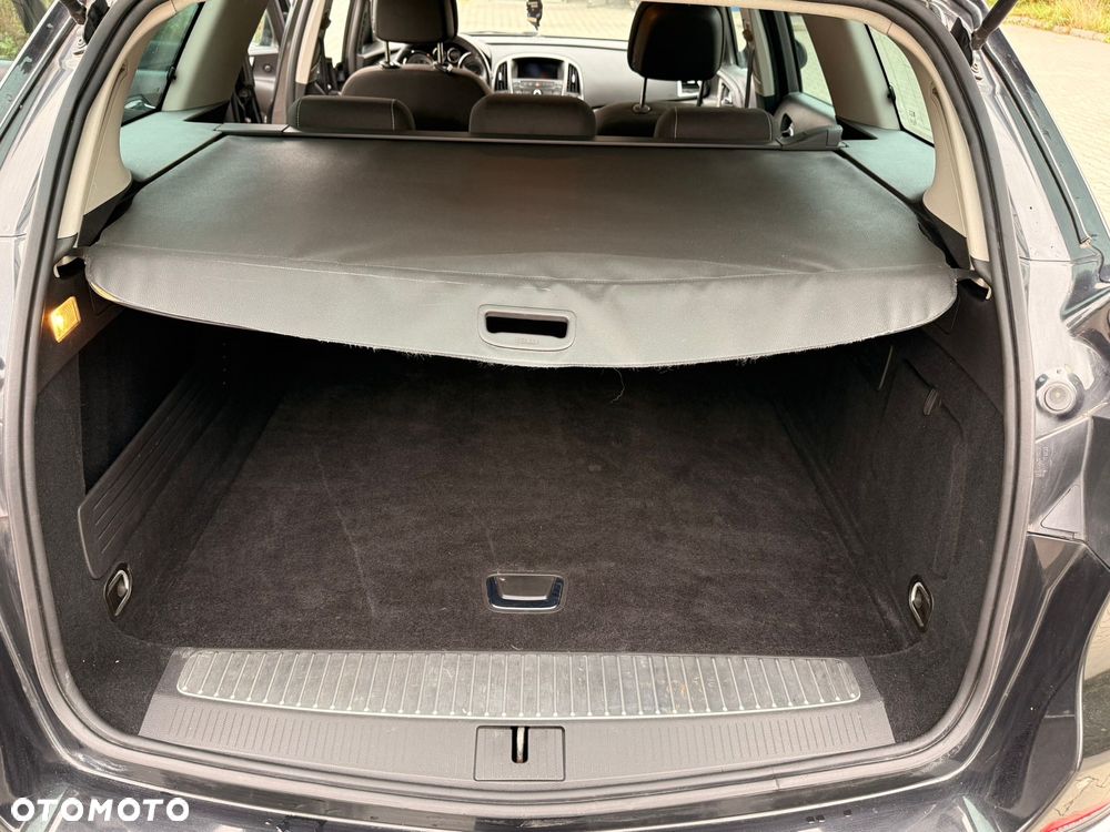 Opel Astra 2.0 CDTI Exklusiv - 16