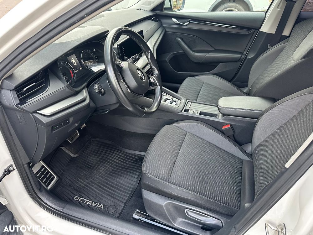 Skoda Octavia 2.0 TDI DSG Ambition - 16