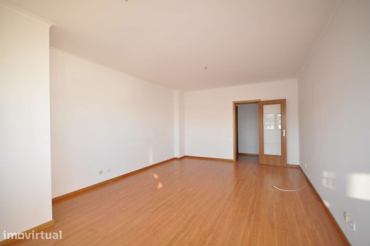 Apartamento em Alenquer, Santo Estêvão - Grande imagem: 5/29