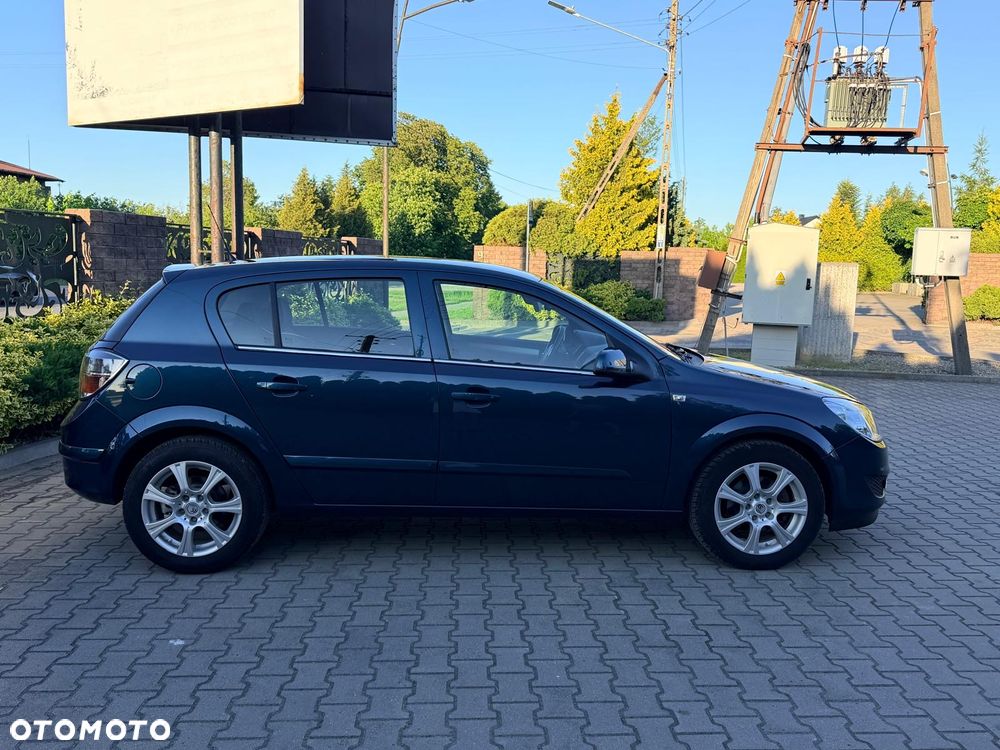 Opel Astra 1.6 Innovation - 13