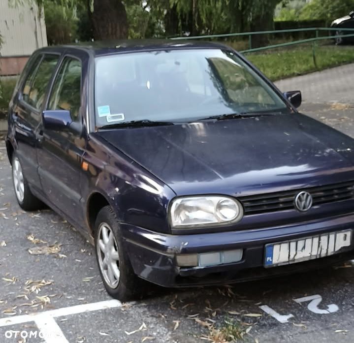 Volkswagen Golf 1.9 GL TDI - 1