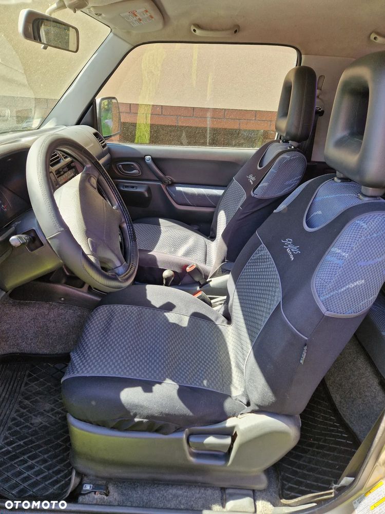 Suzuki Jimny - 11