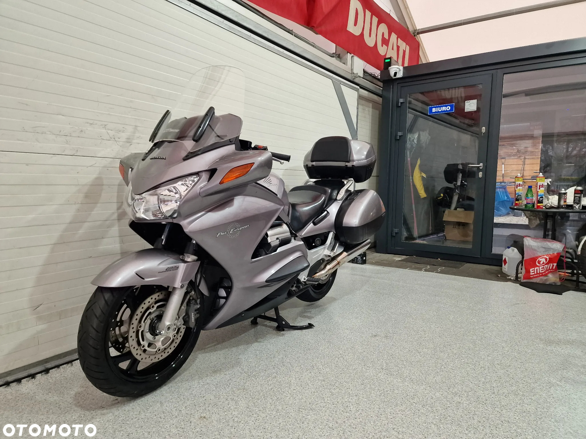 Honda ST - 2