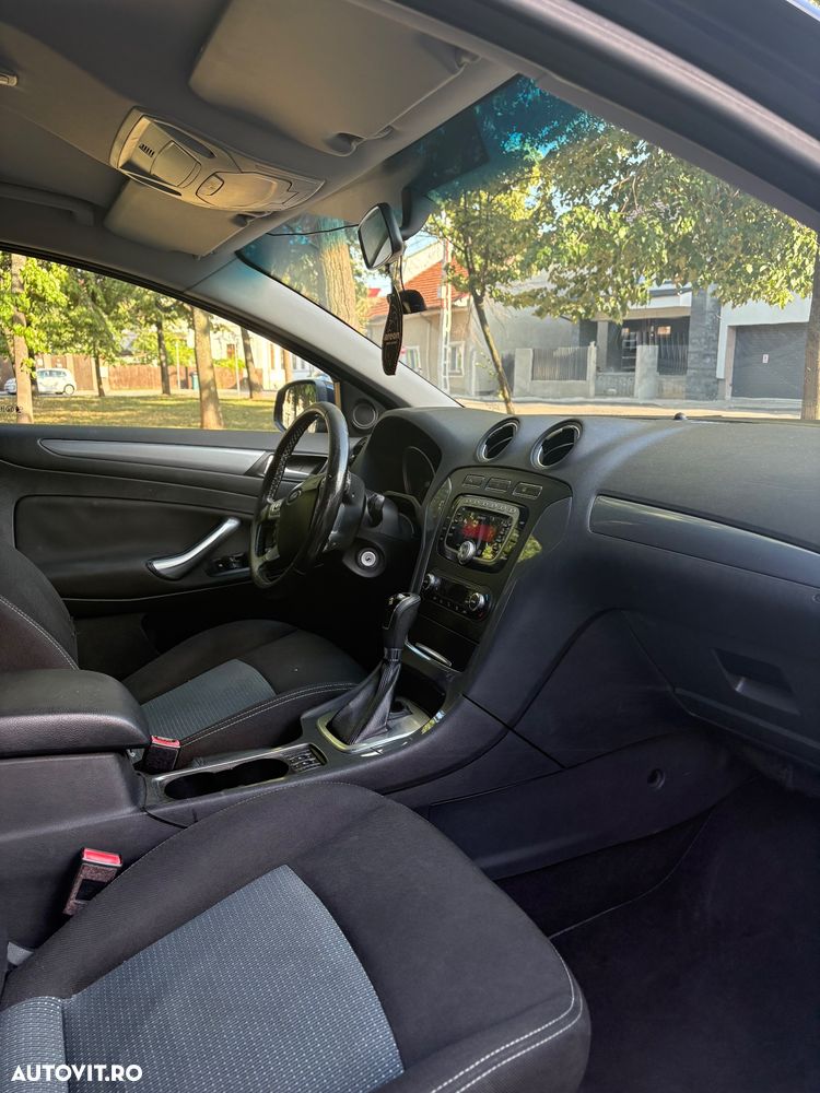 Ford Mondeo 2.0 TDCi Powershift Business Class - 7